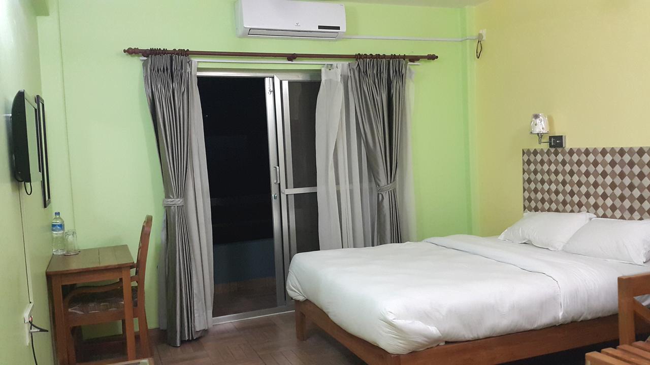 Hotel Bishram Pokhara Eksteriør bilde